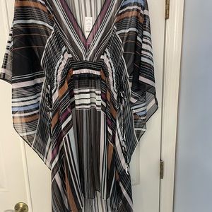 White House Black Market 3 Quarter Sleeve Kaftan